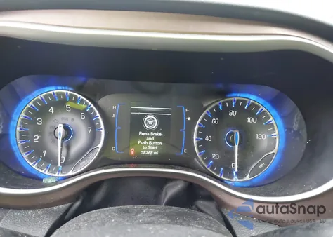 2022 Chrysler Voyager Lx z USA, uszkodzony, nr VIN 2C4RC1CG8NR223820